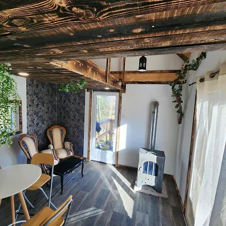 De La Comté Chalet *