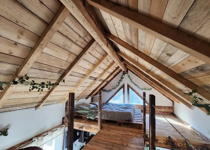 De La Comte Ле-Тийо