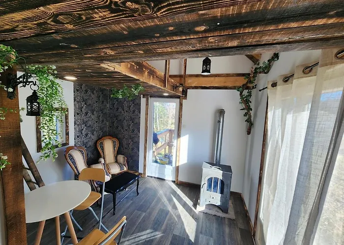 De La Comte Шале *